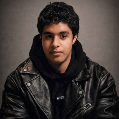 Alejandro-foto-biografía