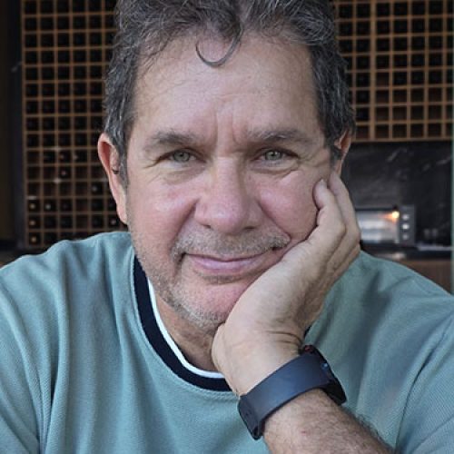 Autor-y-el-lobo-se-convirtió