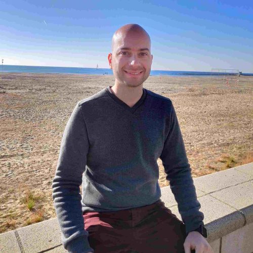 foto_enric_color_mejorado-scaled-e1721991450624-compressed